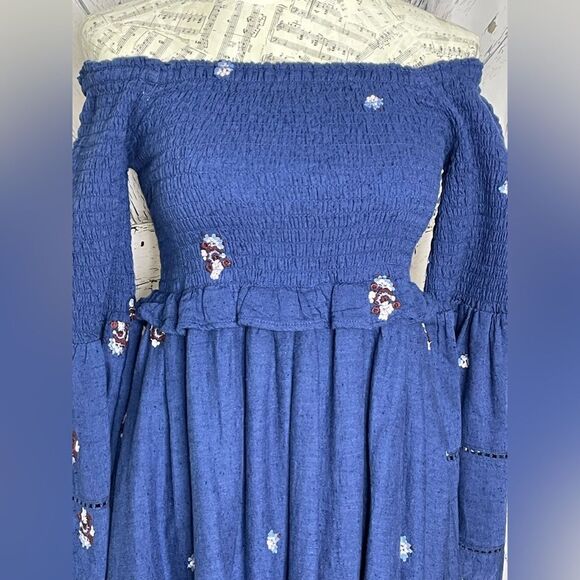 FREE PEOPLE Counting Daisies Embroidered Off The Shoulder Mini Dress Navy S - Picture 4 of 9